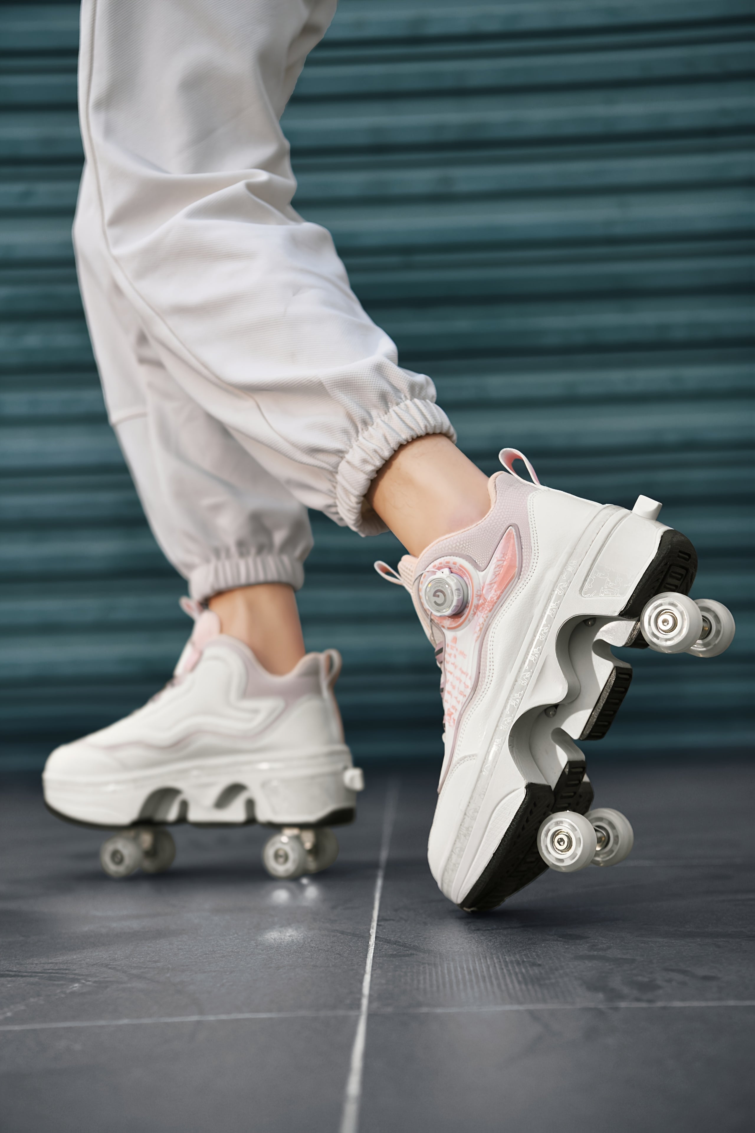 HighPeak Transformable Skate Shoes – 2-in-1 Walkable Four-Wheel Shoes