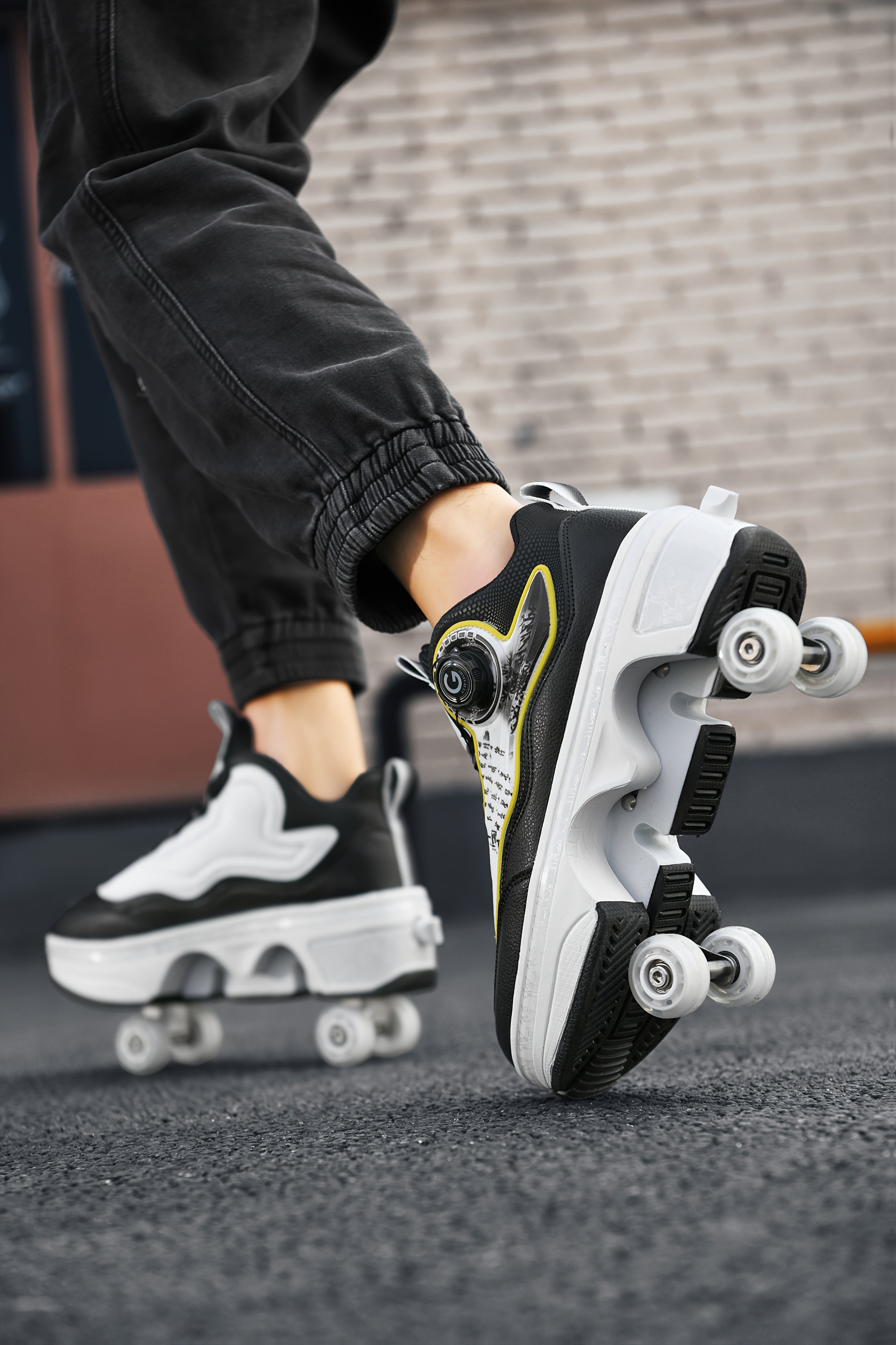 HighPeak Transformable Skate Shoes – 2-in-1 Walkable Four-Wheel Shoes