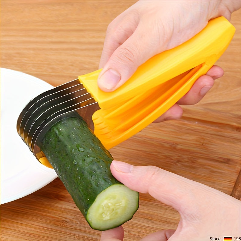 HighPeak SlicePro cutting cucumber with one press