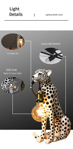 Spotted Cheetah Premium Lamp lighting diagram showing a globe bulb, USB plug and cord labeled 1.5 meters.